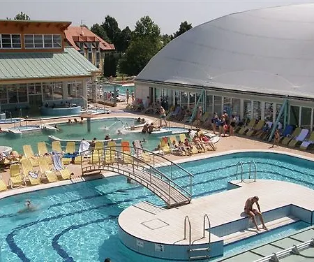 Thermal Hotel